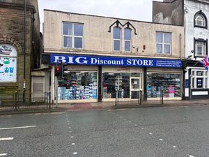 Photo 1- click for photo gallery